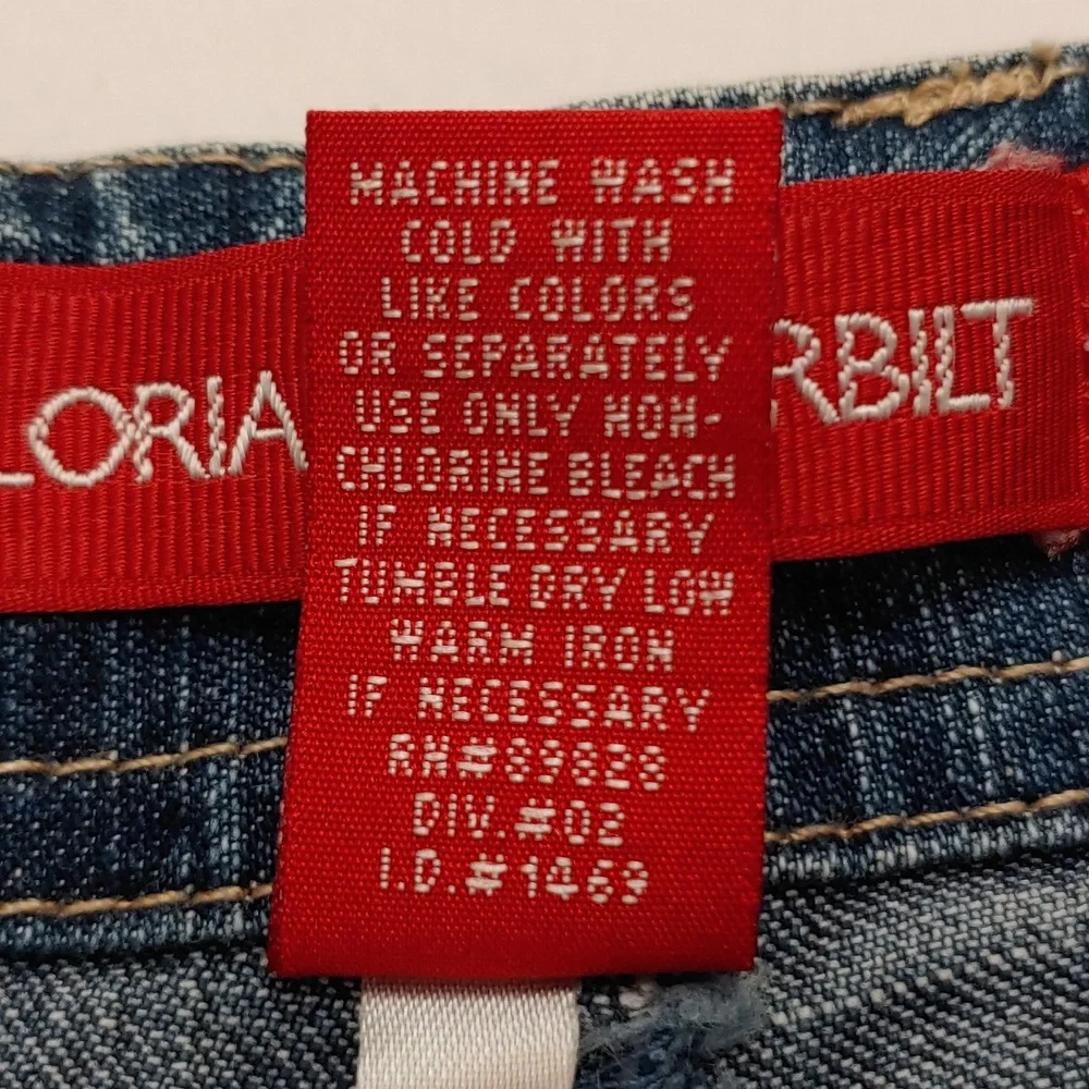 Gloria Vanderbilt Women's Size 12 Capri